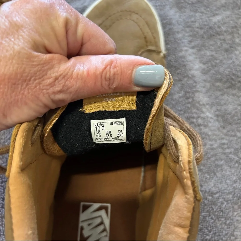 Vans Men’s Sk8 Hi Re-Issue in Sudan Brown Size 10